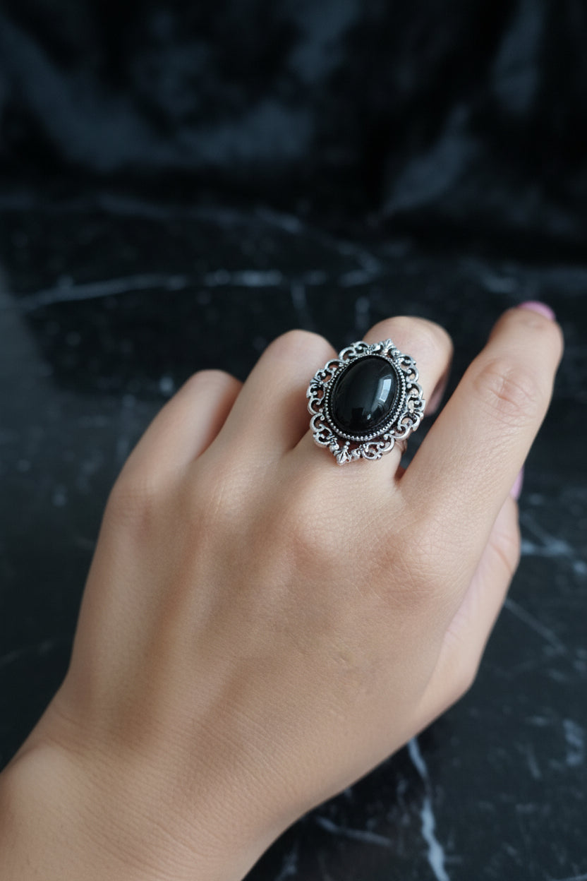 Black Stone Vintage Statement Ring